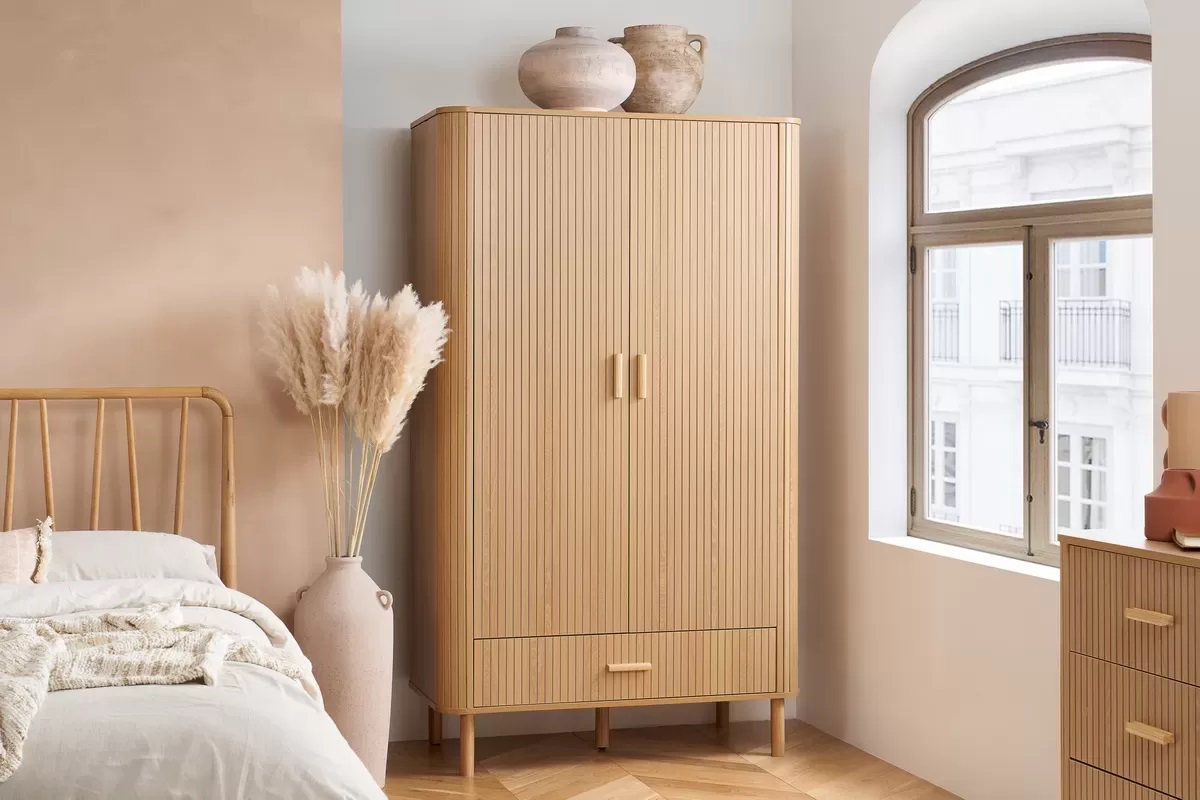 Antrim 2 Door Wardrobe 1