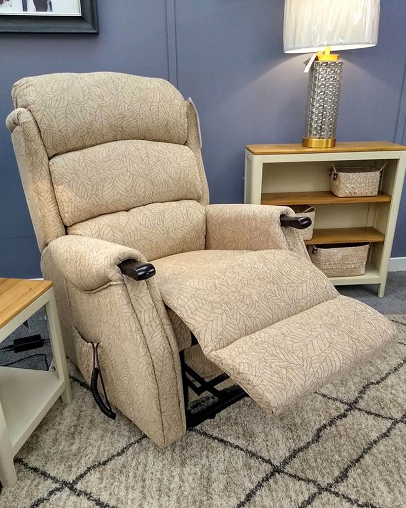 Hamel Lift and Rise Electric Armchair 3